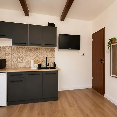 Oliva Apartman Siofok 아파트 시오포크